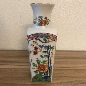 Vintage National Silver Company Japanese Imari ware Vase.